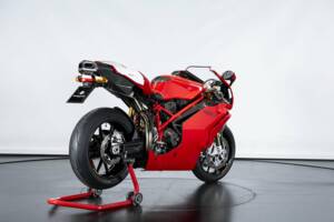 Bild 4/40 von Ducati DUMMY (2004)
