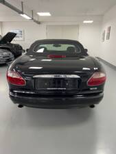 Afbeelding 6/49 van Jaguar XK8 4.2 (2004)