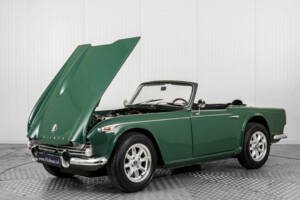Bild 43/50 von Triumph TR 4A (1966)