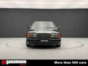Image 2/15 de Mercedes-Benz 300 CE-24 (1990)