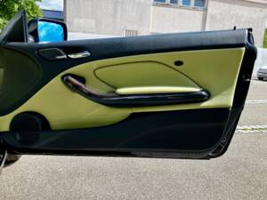 Image 12/32 of BMW 330Ci (2004)