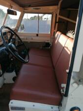 Bild 2/8 von Land Rover 109 (1978)