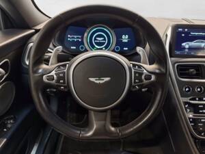 Afbeelding 19/26 van Aston Martin DB 11 V8 (2018)