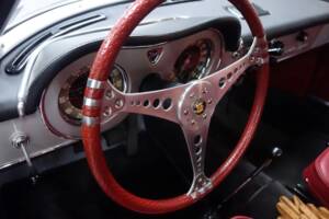 Image 61/80 of Lancia Flaminia Sport 3C 2.8 Zagato (1963)