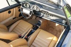 Bild 22/34 von Porsche 911 Carrera 4 (1991)