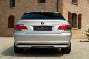 Image 8/50 de BMW 745d (2005)