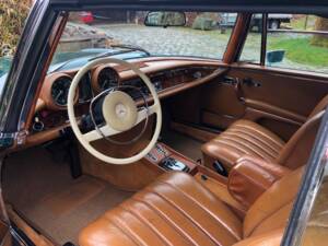 Imagen 18/20 de Mercedes-Benz 280 SE 3,5 (1970)