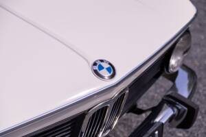 Imagen 31/50 de BMW 1802 (1975)