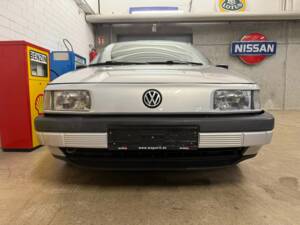 Bild 3/18 von Volkswagen Passat 1.8 (1993)