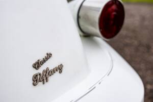 Image 14/50 of CMC Tiffany (1988)