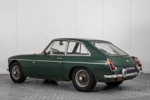 Afbeelding 8/50 van MG MGB GT (1968)