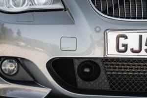 Bild 31/50 von BMW 550i (2006)