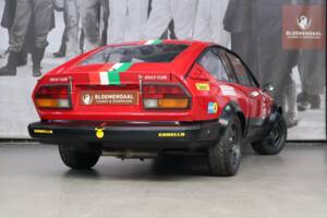 Bild 43/46 von Alfa Romeo GTV 2.0 (1982)