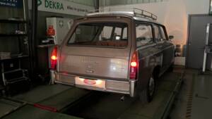 Image 39/40 of Peugeot 404 Break (1965)