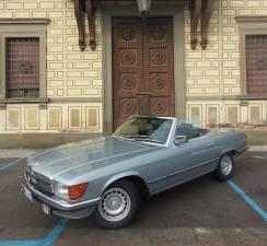 Immagine 7/36 di Mercedes-Benz 500 SL (1985)