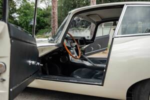 Image 37/50 de Jaguar Type E 3.8 (1963)