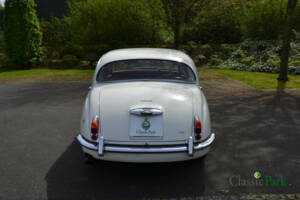 Image 4/35 of Jaguar 340 (1968)