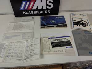 Bild 40/113 von BMW 735i (1986)