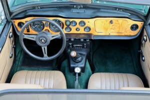 Afbeelding 36/50 van Triumph TR 6 (1971)