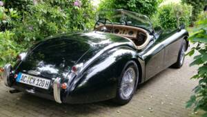 Image 5/6 of Jaguar XK 120 OTS (1952)