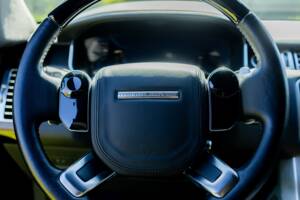 Image 30/49 of Land Rover Range Rover V8 Armoured (2022)