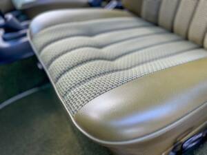 Image 134/139 of Mercedes-Benz 240 D (1978)