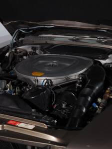 Image 21/50 of Mercedes-Benz 560 SL (1988)