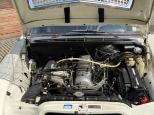 Image 30/54 de Mercedes-Benz 280 SE 3,5 (1970)