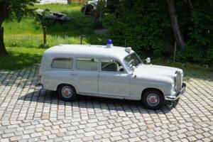 Immagine 3/22 di Mercedes-Benz 190 Db (1961)