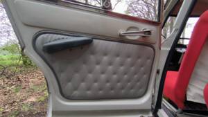Bild 16/57 von Citroën Ami 6 Berline (1961)
