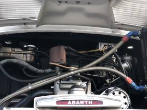 Image 22/39 of Abarth Fiat 850 TC (1968)