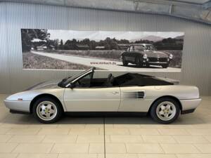 Immagine 2/20 di Ferrari Mondial T (1991)