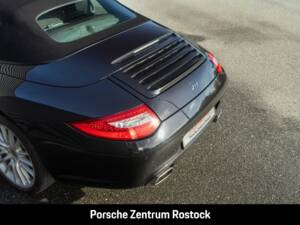 Immagine 21/26 di Porsche 911 Carrera (2011)