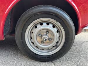 Immagine 30/48 di Alfa Romeo Giulia GT 1300 Junior (1972)