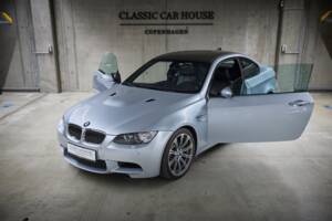 Image 15/100 of BMW M3 (2006)