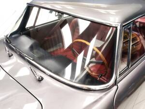 Afbeelding 16/55 van Lancia Flaminia GT 2.5 3C Touring (1963)