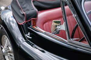 Bild 17/49 von Jaguar XK 120 DHC (1954)