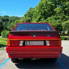 Image 11/24 de Alfa Romeo 75 1.8 Turbo Evoluzione (1987)