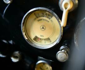 Image 39/50 de Mercedes-Benz 170 V Saloon (1938)