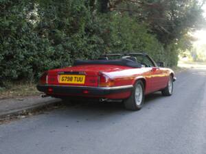 Image 6/20 of Jaguar XJS 5.3 V12 (1989)