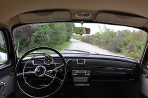 Imagen 11/39 de Mercedes-Benz 190 (1957)