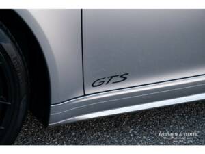 Image 26/38 of Porsche 911 Carrera GTS (2017)