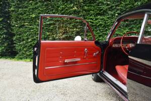 Bild 32/38 von Chevrolet Corvair Monza Coupe (1963)