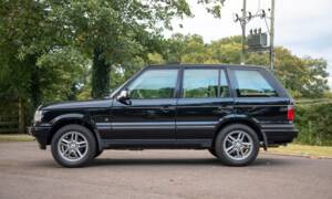 Immagine 2/50 di Land Rover Range Rover 4.6 Vogue (2001)