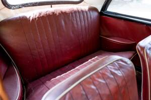 Image 32/36 of Morris Minor 1000 (1956)