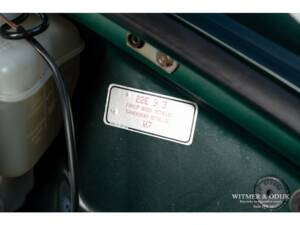 Image 42/42 of Porsche 911 Carrera 4 (1990)