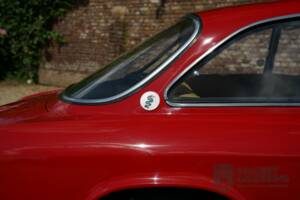 Image 49/50 of Alfa Romeo Giulia GT 1300 Junior (1975)