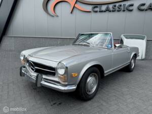 Imagen 1/24 de Mercedes-Benz 280 SL (1969)