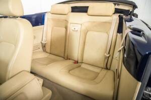 Immagine 35/50 di Volkswagen New Beetle 1.6 (2004)