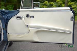Bild 17/50 von Mercedes-Benz 280 SE 3,5 (1971)